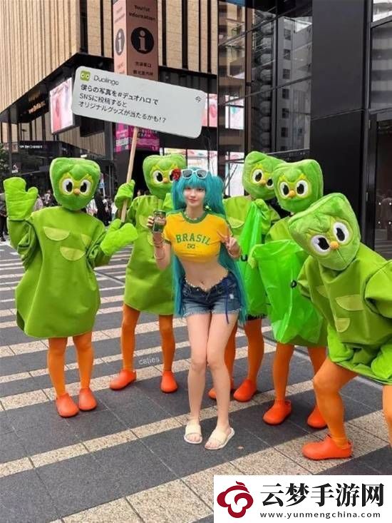 姑娘這腿自帶蝦線