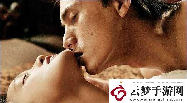 激情辦公室之雙飛燕：職場中的激情與挑戰(zhàn)