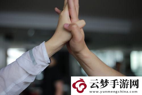 愛的支撐-笑談引人入勝的科技圈