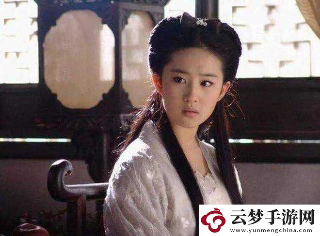 小龍女只感覺那只巨大的火龍槍