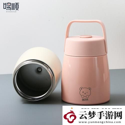 “小燒杯”傳奇：游戲界的閃亮新星