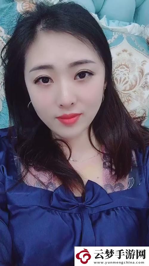 三張不惑尋二八佳人：科技界的另類熱搜