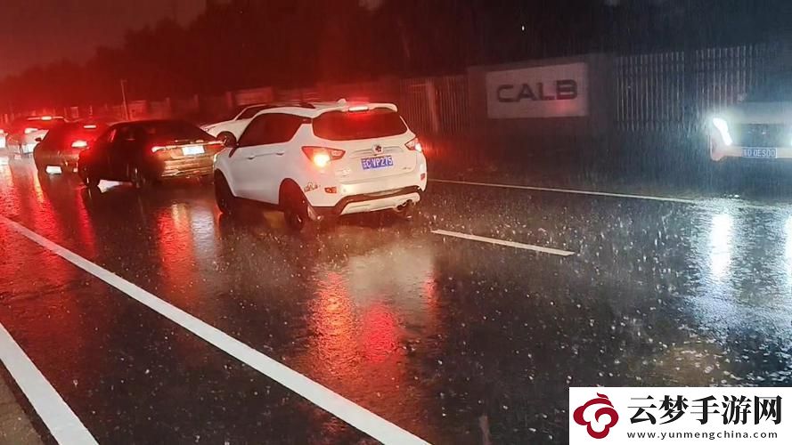 “JUL532”遭遇大雨澆灌-科技圈里“雨中曲”如何舞動