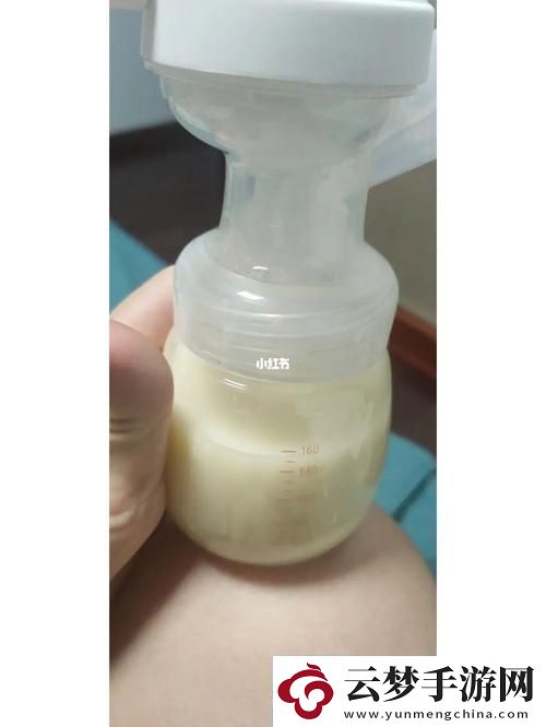 一邊下奶一吃敷面膜視頻60分鐘最新動態(tài)