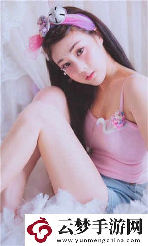 游泳館里的兩個(gè)教練孟月月