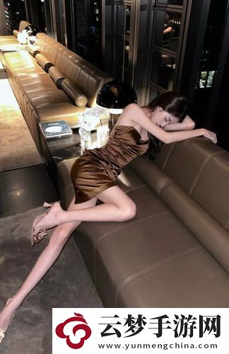 少女偷偷在線觀看免費(fèi)播放電視劇