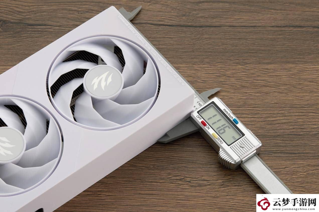 影馳RTX-5060-Ti圣刃MAX顯卡美圖鑒賞：白色主題裝機(jī)新選擇